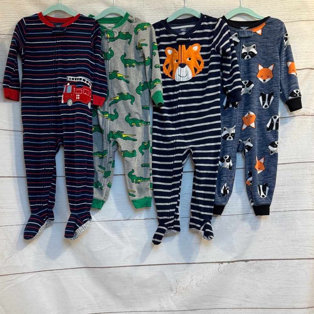 Bundle of 4 Toddler Kids One Pieces fleece PJs size 24 Month-Animal, striped